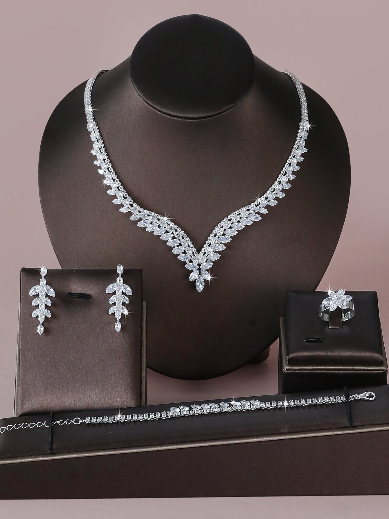 Creative High-End Crystal Zircon Womens Necklace