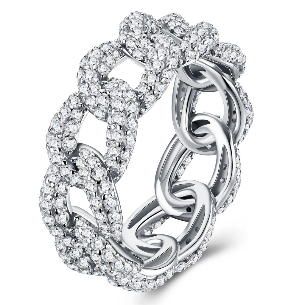 A Luxurious, Fashionable, And Trendy Silver Ring Set With Top-quality Moissanite, Crafted From S925 Silver With A Platinum-plated Finish