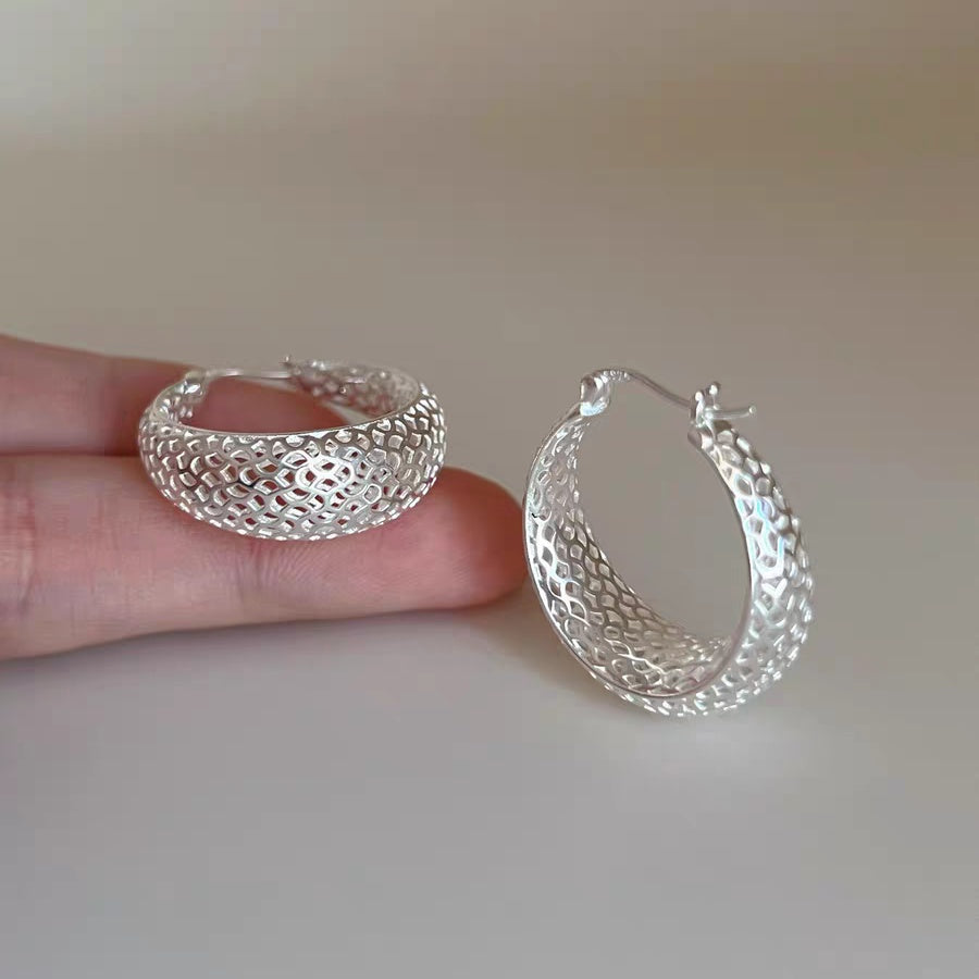 paio di orecchini a cerchio larghi in argento sterling 999